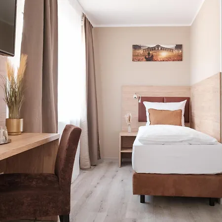 The Square Hotel 4*