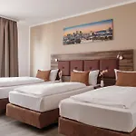 The Square 4*