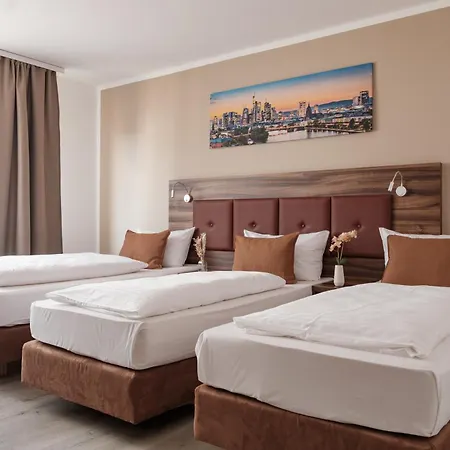 The Square 4*