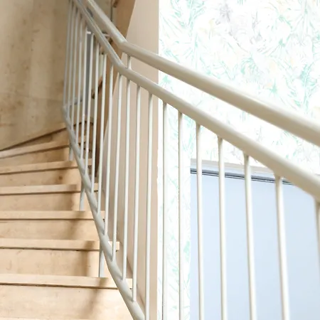 Szálloda The Square 4*