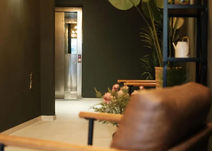 The Square Hotel Frankfurt nad Menem