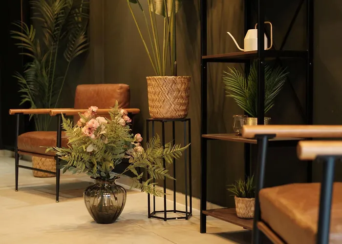 Szálloda The Square 4*