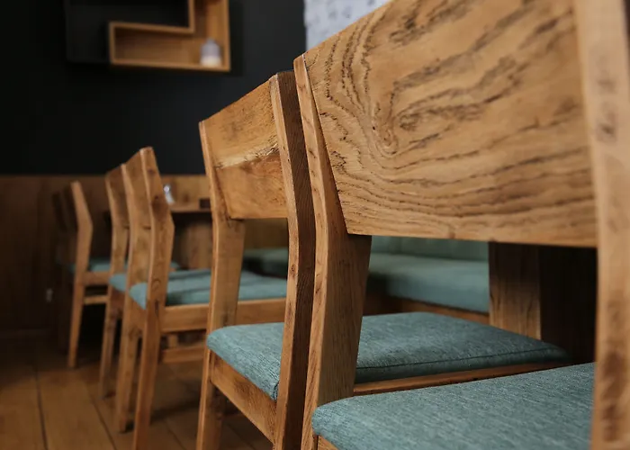 The Square فندق 4*