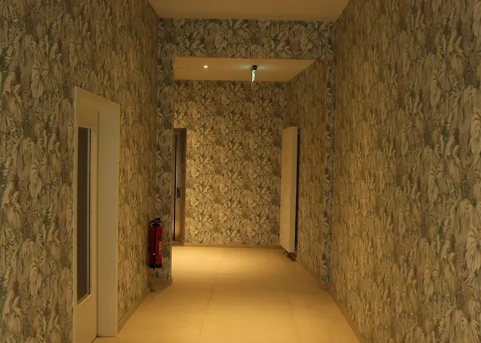 The Square Hotell 4*