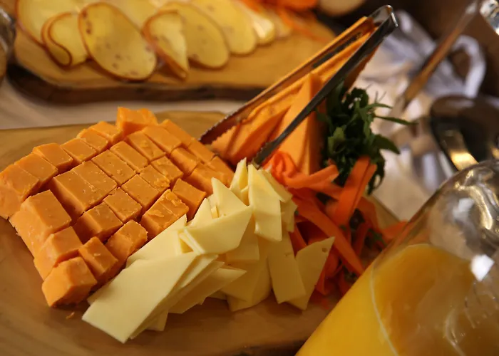 Hotell The Square 4*